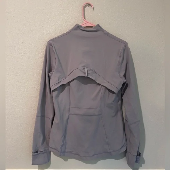 SOLD Lululemon Athletica Women's Light Gray Jacket - Picture 5 of 6